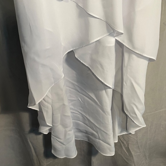 BCBG white flowy high-low dress in Large - Picture 5 of 10